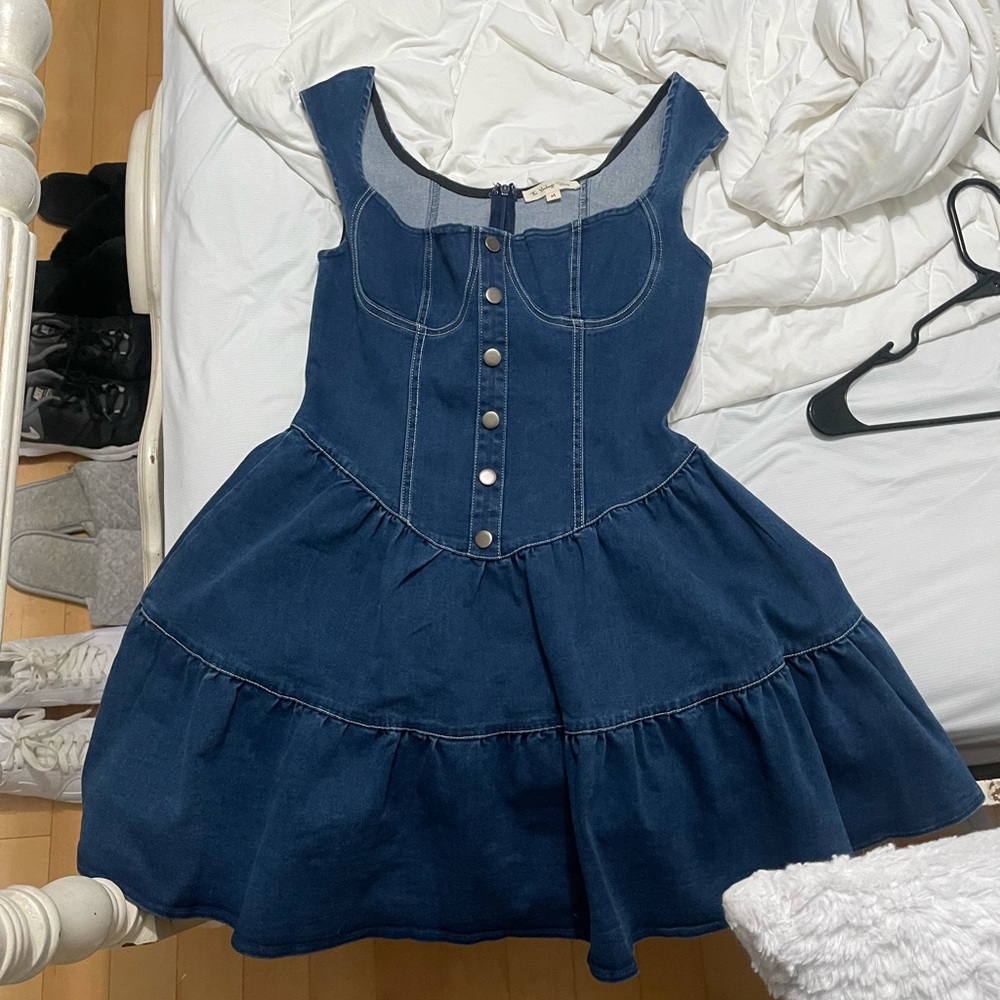 The vintage shop Jean dress in Medium